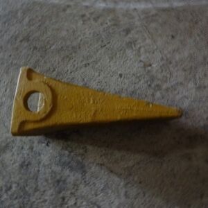 (Backhoe) Ripper Tooth (Replacement)